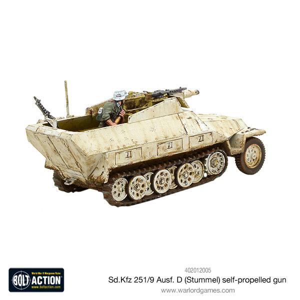 Sd.Kfz 251/9 Ausf D (Stummel) half-track