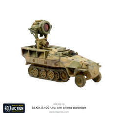 Sd.Kfz 251/20 Uhu with infra-red searchlight