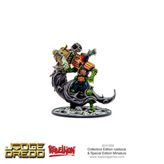 Judge Dredd rulebook - collectors edition and Special Edition Miniature